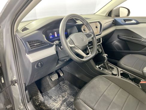 Used 2023 Volkswagen Taos SE image 9