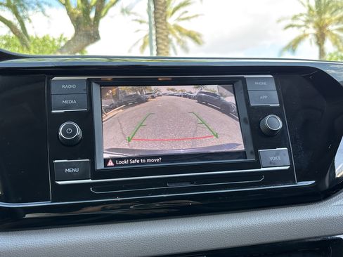 Used 2023 Volkswagen Taos S image 25