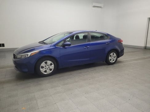 Used 2018 Kia Forte LX FWD image 2