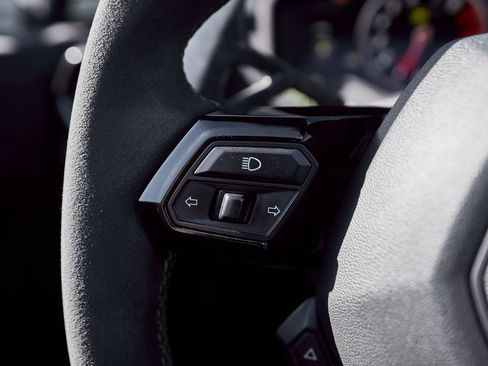 Used 2019 Lamborghini Huracan Performante image 42