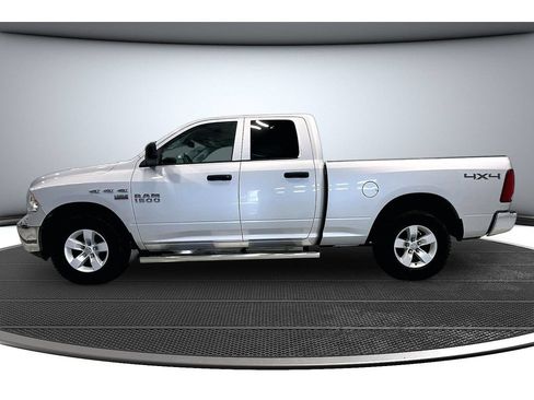 Used 2016 RAM 1500 ST w/ SXT Appearance Group AWD/4WD image 16