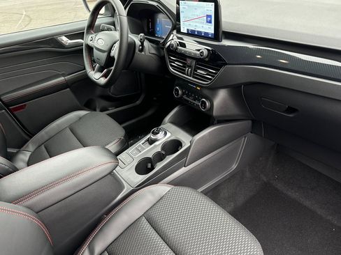 New 2025 Ford Escape ST-Line w/ Cold Weather Package image 17