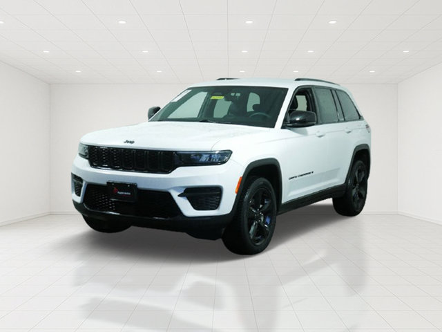 Certified 2023 Jeep Grand Cherokee Altitude AWD/4WD image 3