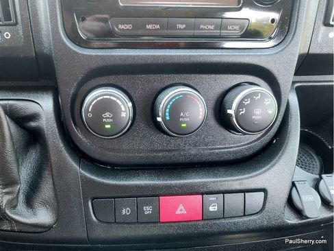 Used 2021 RAM ProMaster 3500 w/ Premium Appearance Group FWD image 29