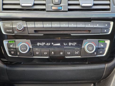 Used 2018 BMW 320i xDrive Sedan w/ Convenience Package image 35
