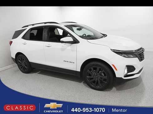 Certified 2024 Chevrolet Equinox RS w/ RS Leather Package AWD/4WD image 1