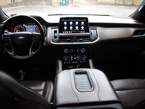 Used 2021 Chevrolet Tahoe High Country w/ Premium Package image 28