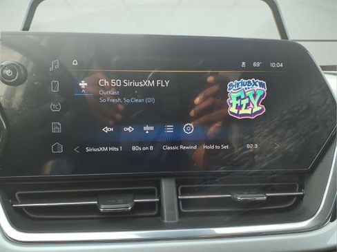 Certified 2024 Chevrolet Trax LT w/ Driver Confidence Package image 15