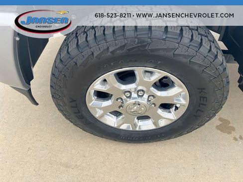 Used 2024 RAM 2500 Laramie image 32