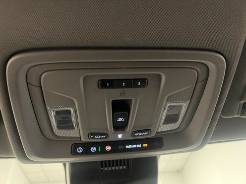Used 2024 Chevrolet Silverado 1500 LT AWD/4WD image 49