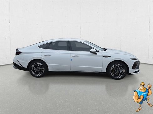 New 2026 Hyundai Sonata SEL image 4