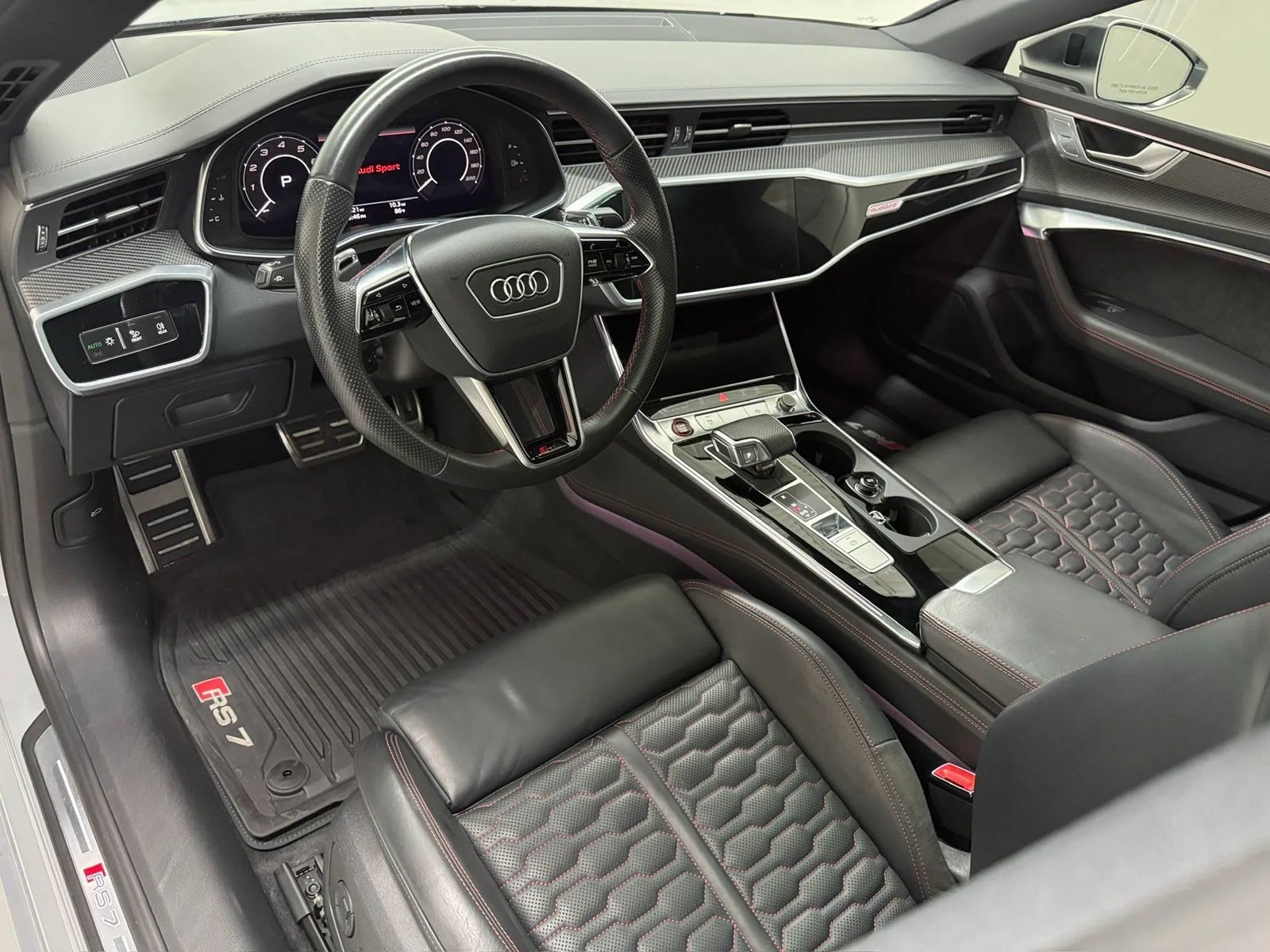 Used 2021 Audi RS 7 Sportback w/ RS 7 Executive Package AWD/4WD image 11