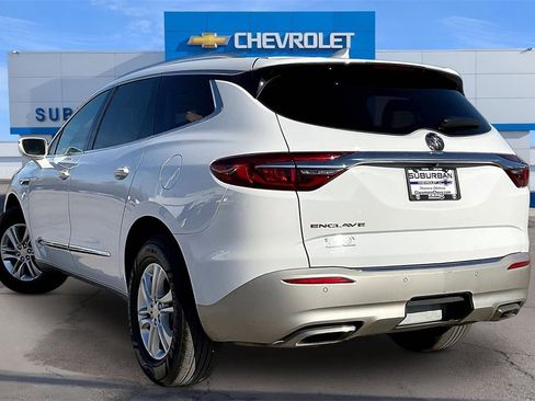 Used 2020 Buick Enclave Essence w/ Sound and Sites Package image 12