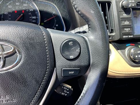 Used 2013 Toyota RAV4 Limited AWD/4WD image 25