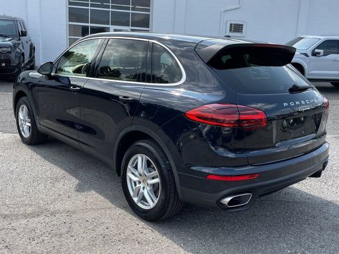 Used 2016 Porsche Cayenne AWD/4WD image 4