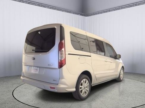 Used 2019 Ford Transit Connect XLT w/ Driver-Assist Package image 8