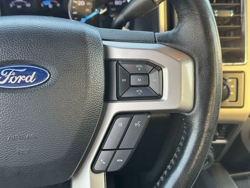 Used 2021 Ford F250 Lariat w/ Lariat Ultimate Package AWD/4WD image 35