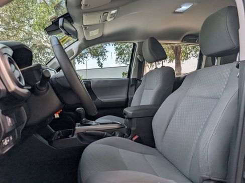 Used 2021 Toyota Tacoma SR5 RWD image 21