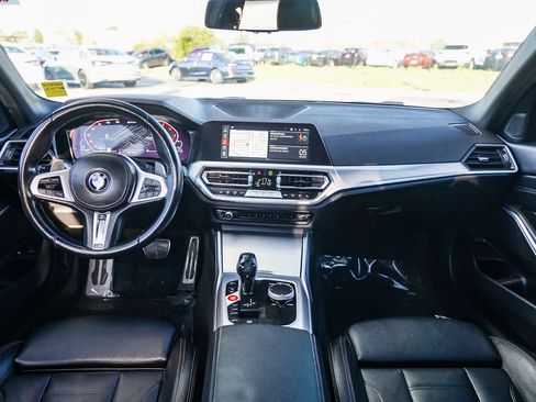 Used 2021 BMW 330e 330e w/ M Sport Package image 12