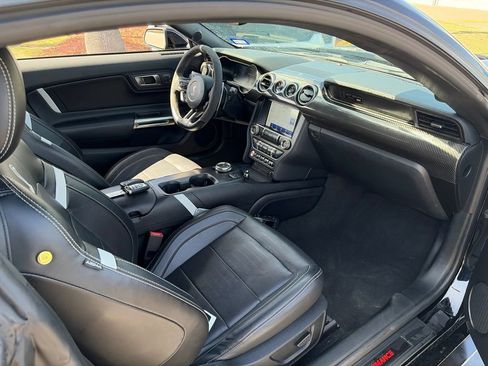 Used 2022 Ford Mustang Shelby GT500 w/ Technology Package RWD image 10