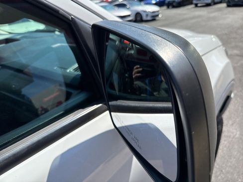 Used 2022 Ford Ranger XLT w/ Equipment Group 301A Mid image 18