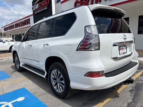 Used 2014 Lexus GX 460 Luxury image 3