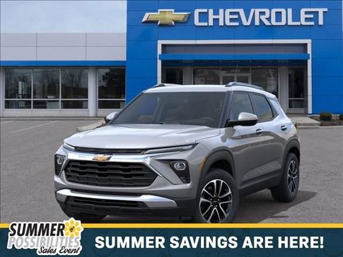 New 2026 Chevrolet TrailBlazer LT w/ Driver Confidence Package AWD/4WD image 6