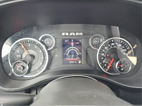Used 2023 RAM 1500 Big Horn image 8