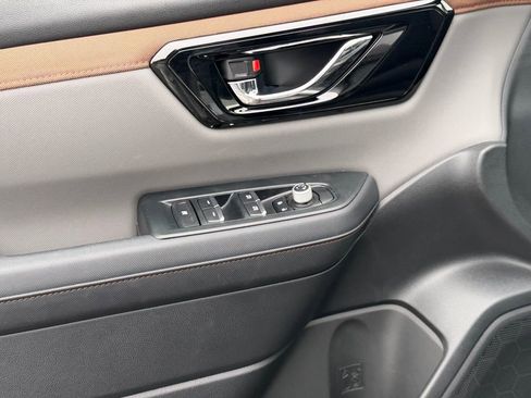 Certified 2025 Subaru Forester Sport image 12