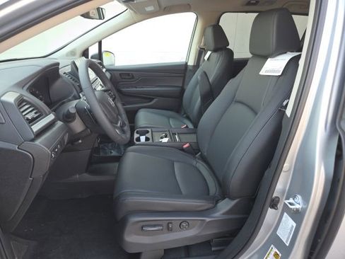 New 2026 Honda Odyssey EX-L image 17