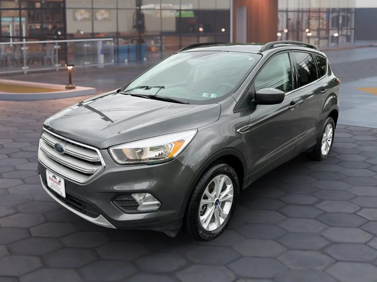 Used 2018 Ford Escape SE AWD/4WD image 6