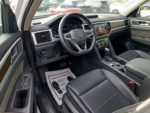 Used 2022 Volkswagen Atlas SE AWD/4WD image 16