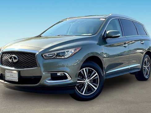 Certified 2017 INFINITI QX60 Luxe w/ Premium Plus Package AWD/4WD image 3