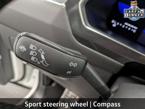 Used 2022 Volkswagen Tiguan SE R-Line AWD/4WD image 23