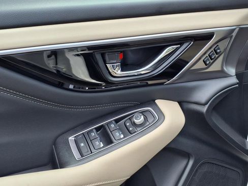 New 2025 Subaru Outback Limited image 4