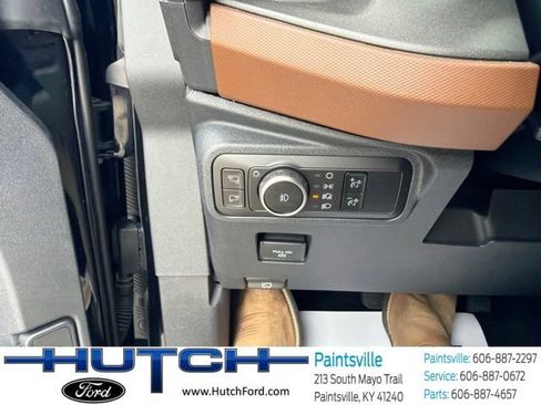 Used 2024 Ford Bronco Outer Banks AWD/4WD image 23