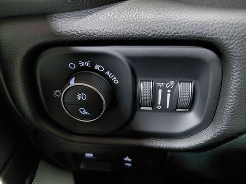 Used 2025 RAM 1500 Laramie w/ Night Edition AWD/4WD image 44