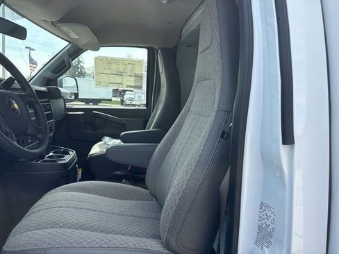 New 2025 Chevrolet Express 3500 w/ Power Convenience Package RWD image 12