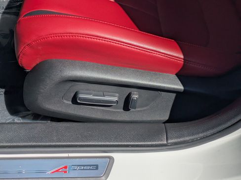 Used 2024 Acura Integra A-Spec image 13