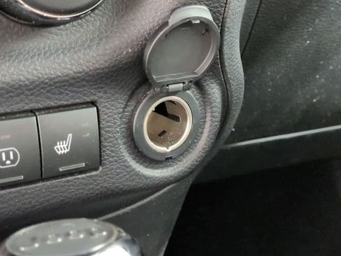 Certified 2018 Jeep Wrangler Sahara w/ Connectivity Group image 28