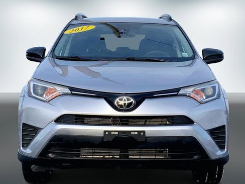 Used 2017 Toyota RAV4 LE image 2