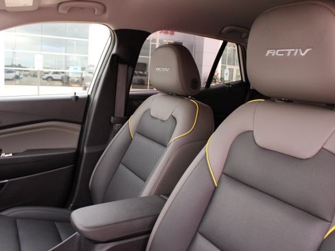 Used 2025 Chevrolet Trax ACTIV w/ Driver Confidence Package FWD image 15