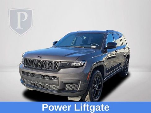 Used 2024 Jeep Grand Cherokee L Laredo image 11