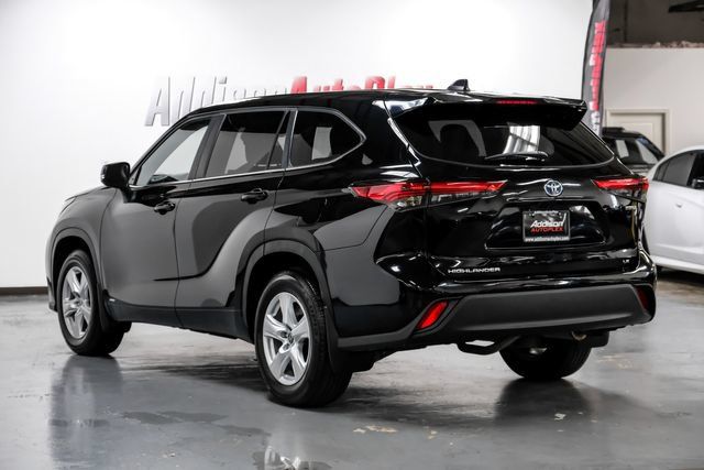 Used 2023 Toyota Highlander LE AWD/4WD image 15