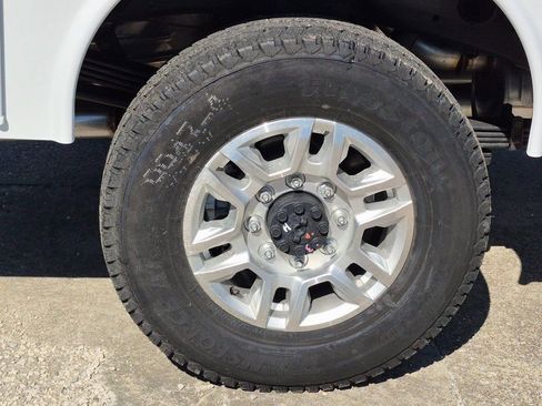 New 2025 Chevrolet Silverado 2500 W/T w/ WT Convenience Package image 13