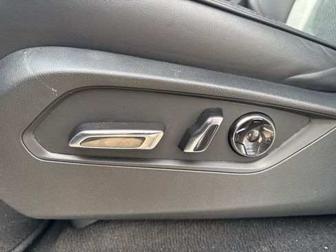 Used 2023 Acura MDX A-Spec image 11