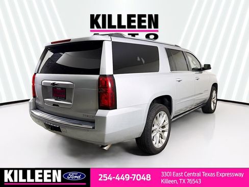 Used 2019 Chevrolet Suburban Premier w/ Premier Plus Edition AWD/4WD image 9