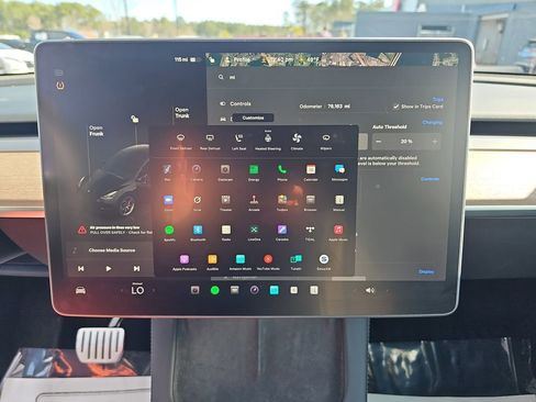 Used 2022 Tesla Model Y Performance image 26