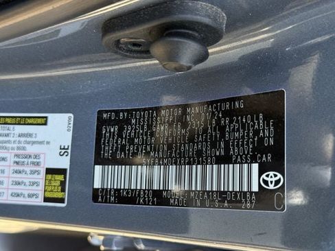 Used 2024 Toyota Corolla LE FWD image 33