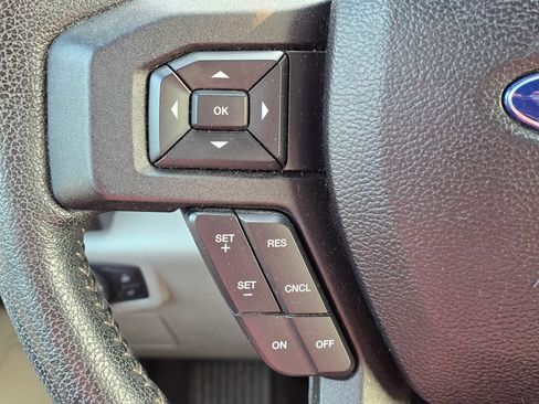 Used 2017 Ford F150 XLT AWD/4WD image 19
